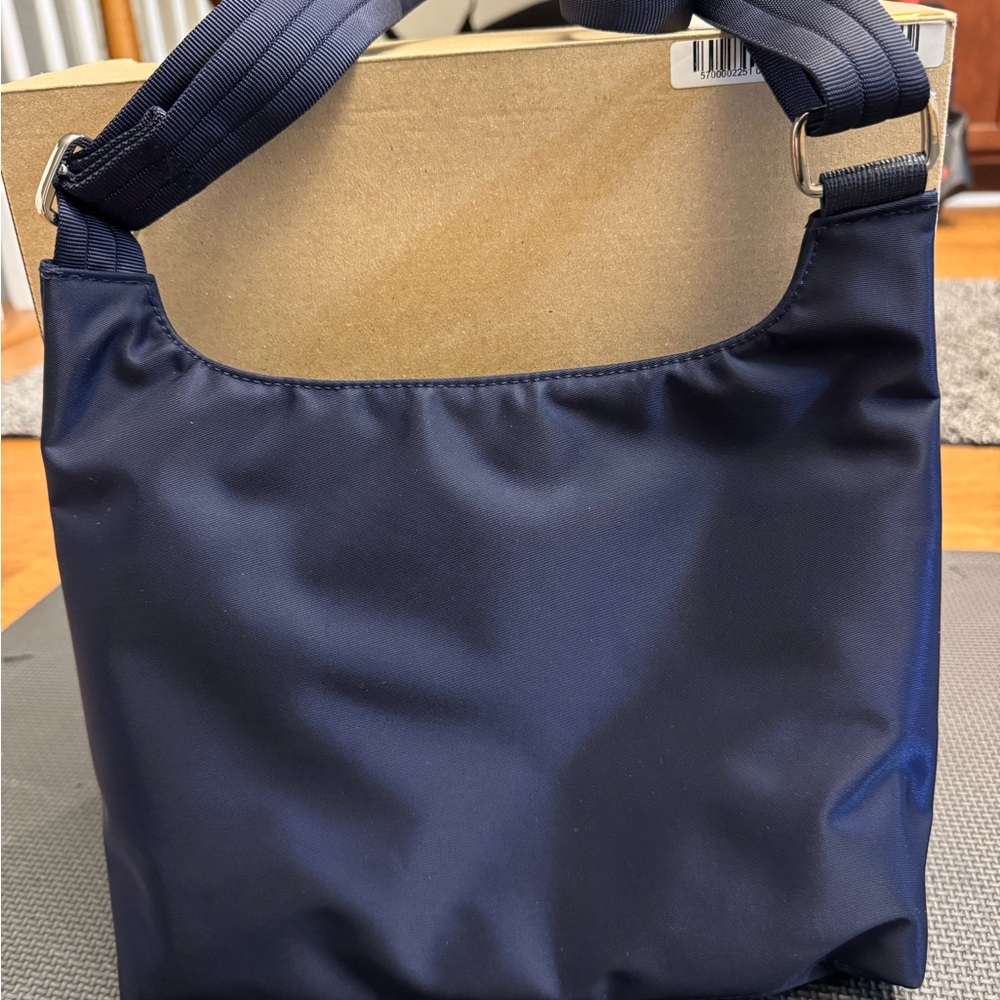 Longchamp Le Pliage Energy Crossbody Bag Blue (Marine) - Picture 2 of 5